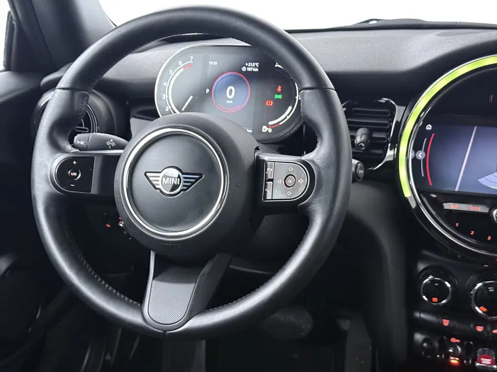 Mini Cooper 1.5 Cooper Business Edition uit 2021, foto 6