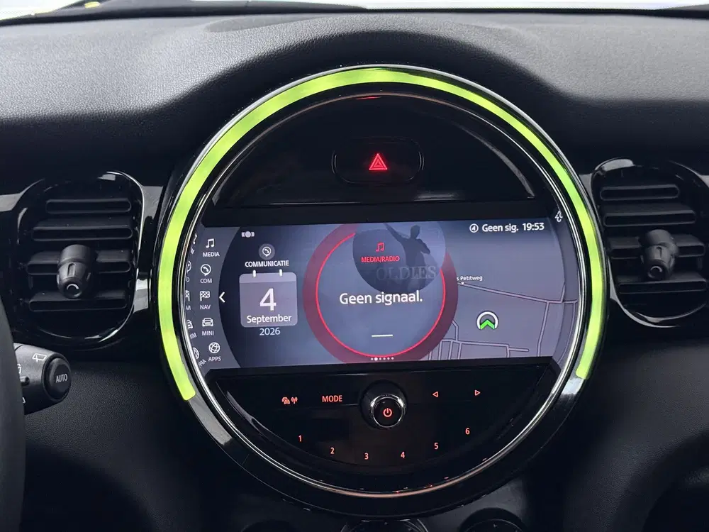 Mini Cooper 1.5 Cooper Business Edition uit 2021, foto 9