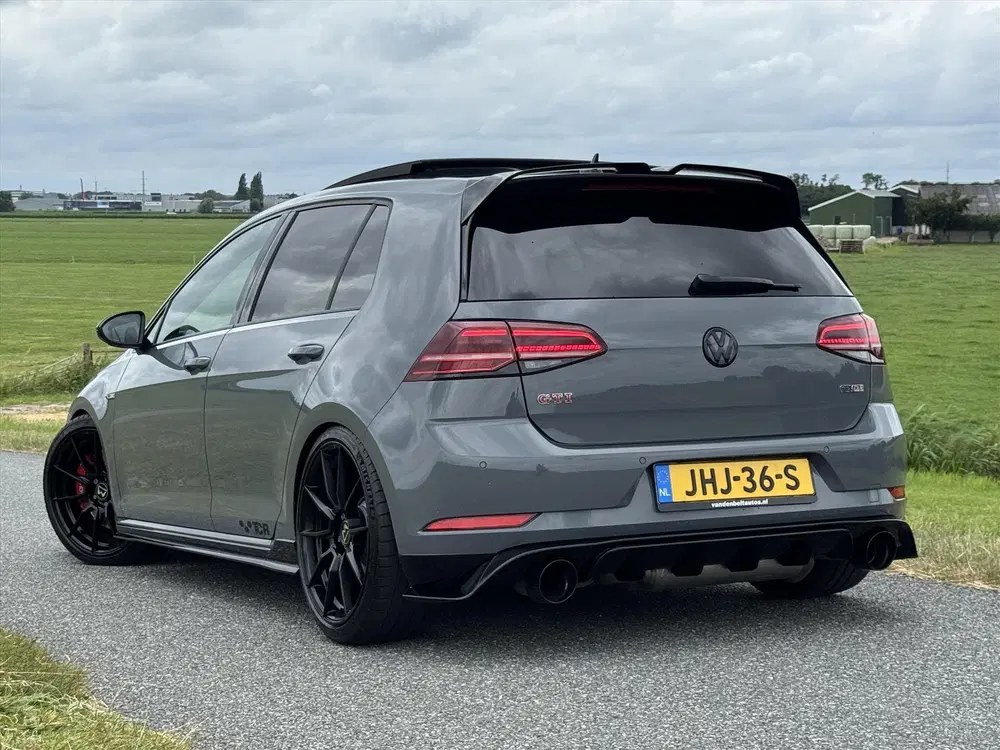 Volkswagen Golf 7.5 2.0 TSI GTI TCR 500PK uit 2019, foto 4