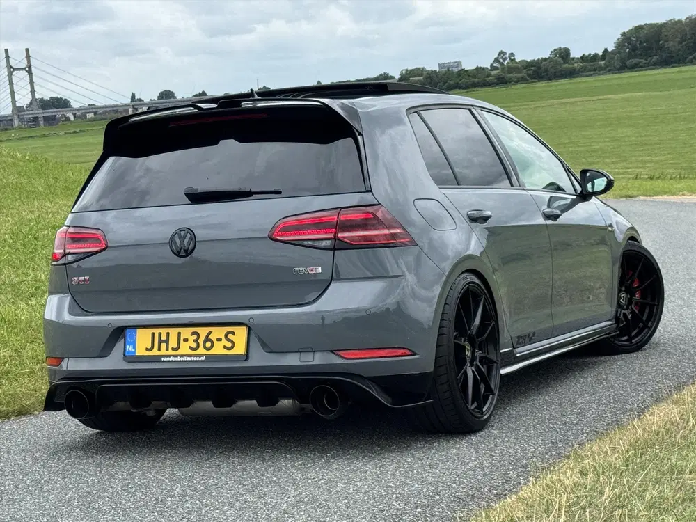 Volkswagen Golf 7.5 2.0 TSI GTI TCR 500PK uit 2019, foto 5
