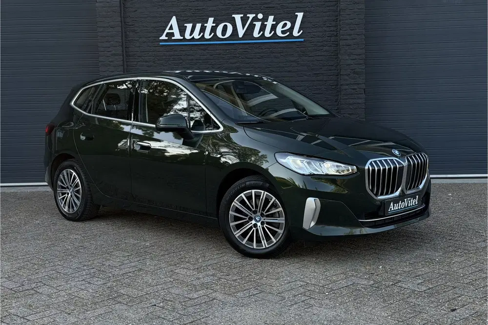 BMW 2-serie 2 Serie Active Tourer 225e xDrive uit 2023, foto 14