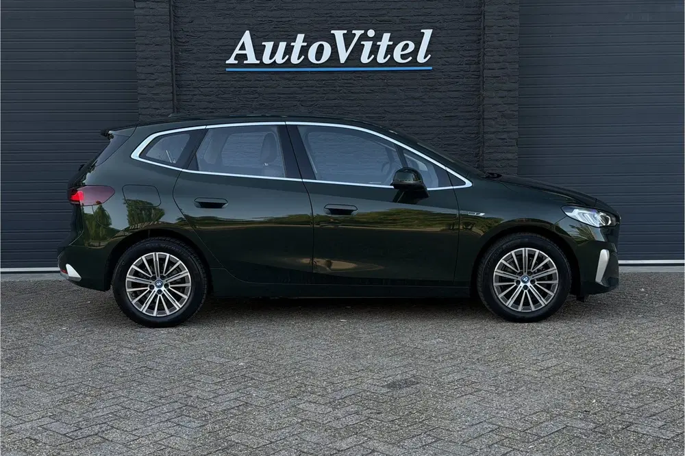 BMW 2-serie 2 Serie Active Tourer 225e xDrive uit 2023, foto 15
