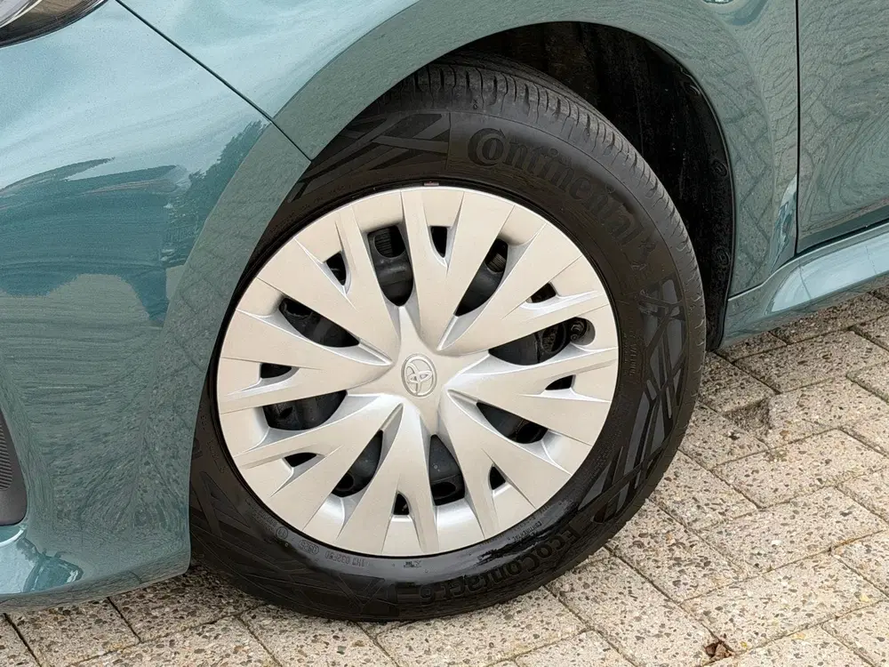 Toyota Yaris 1.5 Hybrid 115 Comfort uit 2025, foto 2