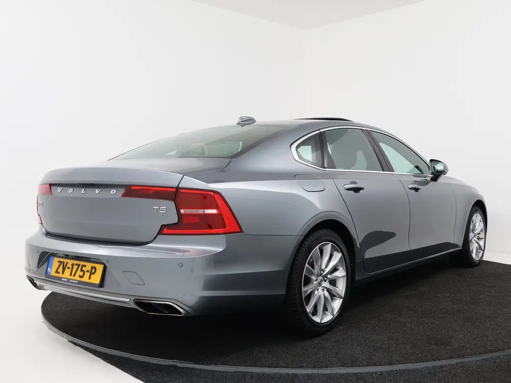 Volvo S90 2.0 T5 Momentum Business Automaat uit 2019, foto 3