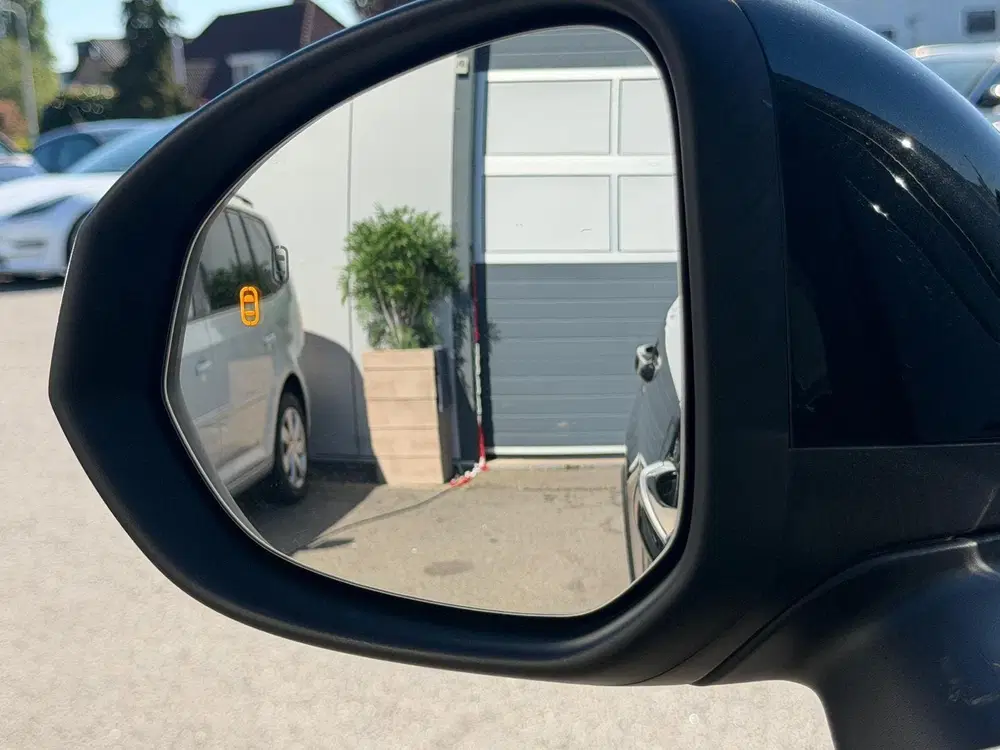 Lynk & Co 01 1.5 uit 2022, foto 15