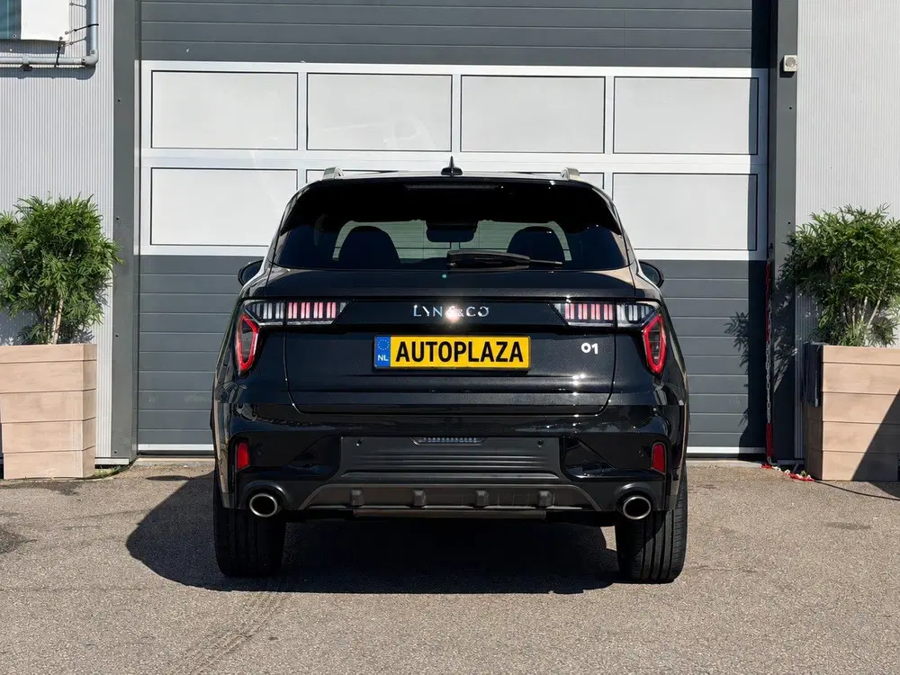 Lynk & Co 01 1.5 uit 2022, foto 6