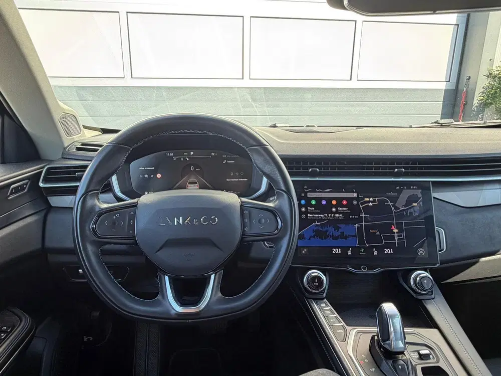 Lynk & Co 01 1.5 uit 2022, foto 8