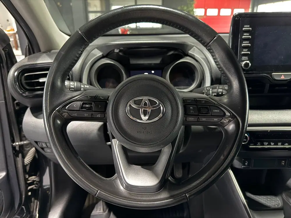 Toyota Yaris 1.5 Hybrid Executive 1e Eigenr. uit 2021, foto 11