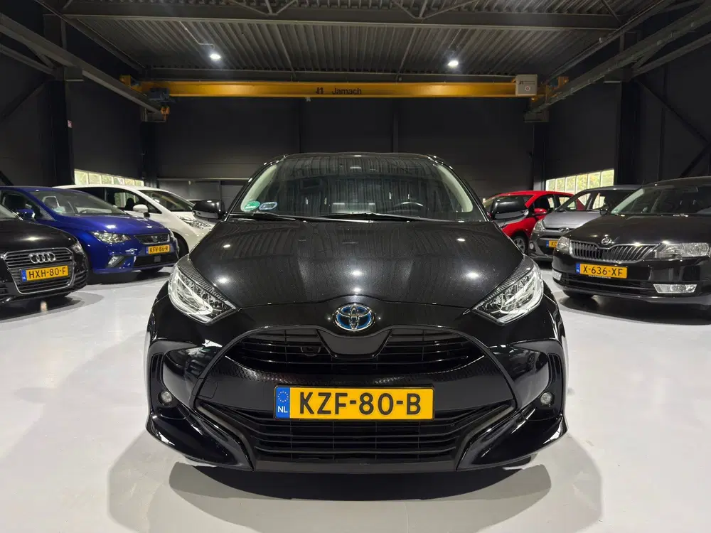 Toyota Yaris 1.5 Hybrid Executive 1e Eigenr. uit 2021, foto 3