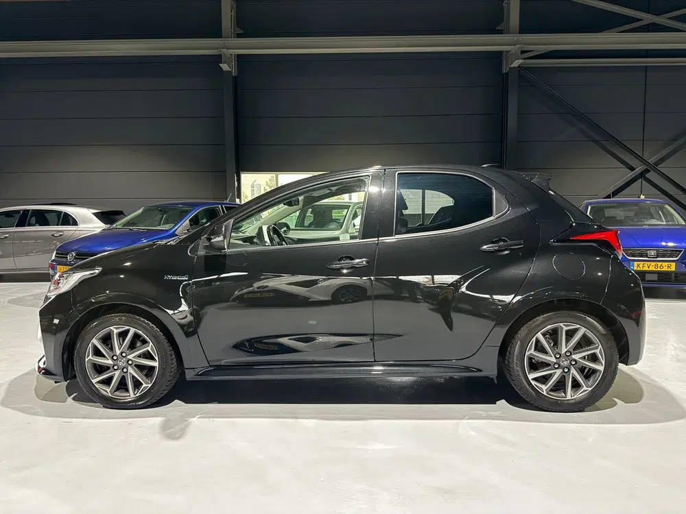 Toyota Yaris 1.5 Hybrid Executive 1e Eigenr. uit 2021, foto 4