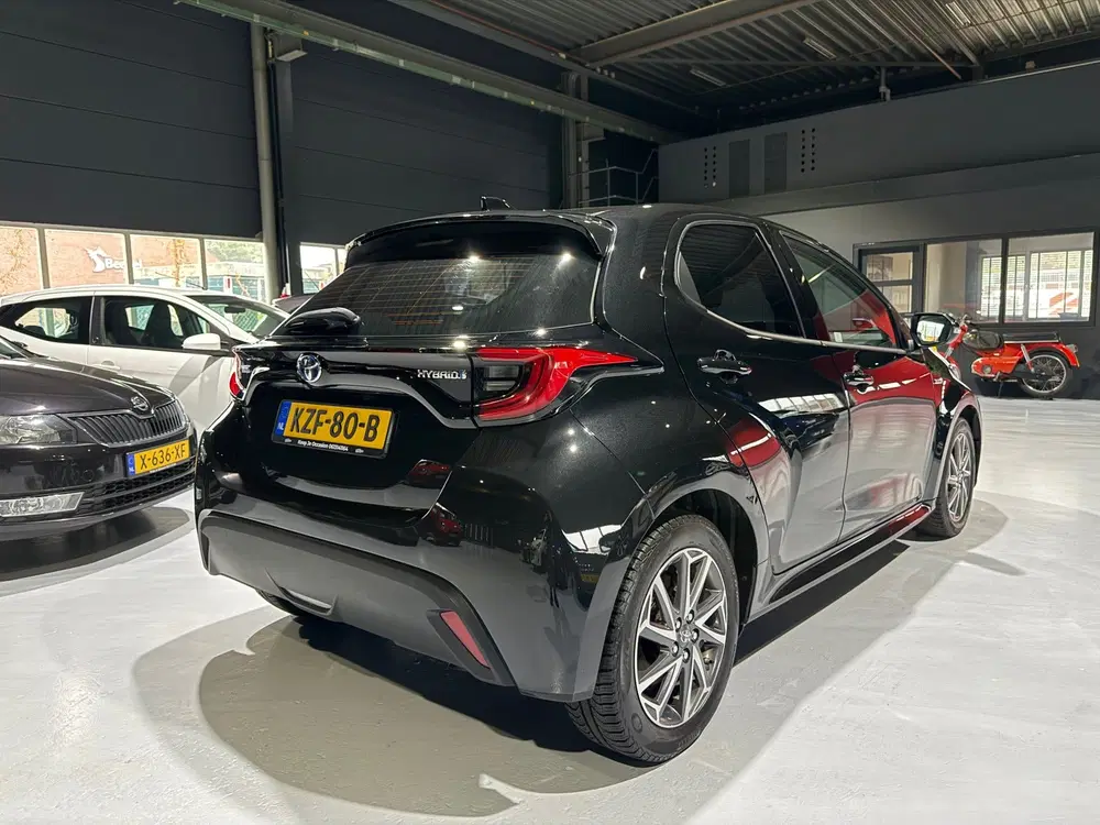 Toyota Yaris 1.5 Hybrid Executive 1e Eigenr. uit 2021, foto 7
