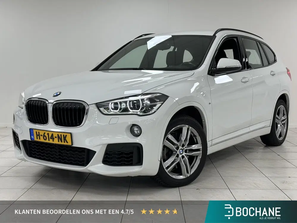 BMW X1 sDrive20i High Executive AFNEEMBARE TREKHA uit 2019