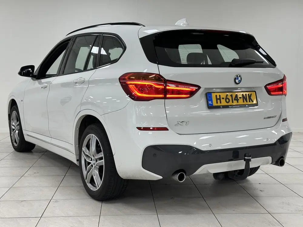 BMW X1 sDrive20i High Executive AFNEEMBARE TREKHA uit 2019, foto 5