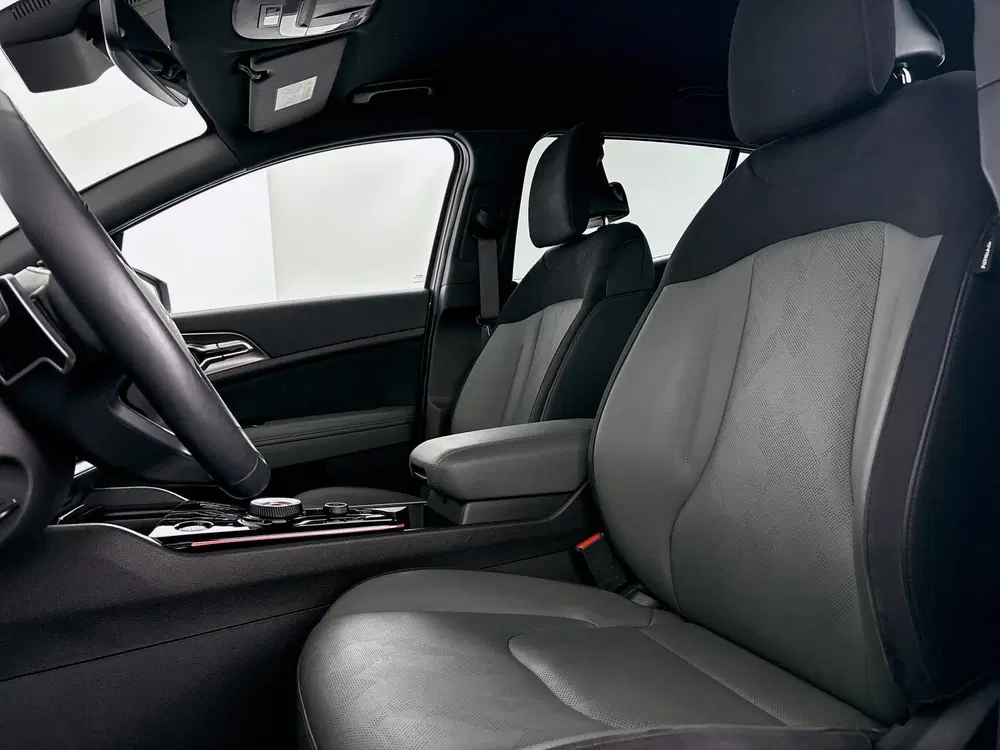 Kia Sportage 1.6 T-GDi MHEV Dark Edition uit 2024, foto 4