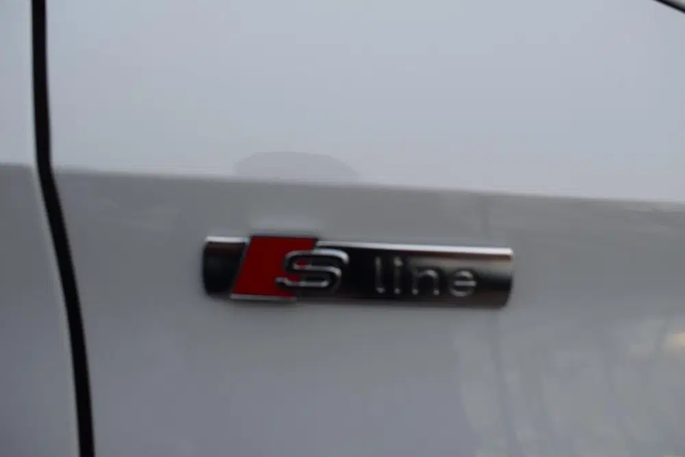 Audi A3 TFSI e S-LINE uit 2021, foto 6