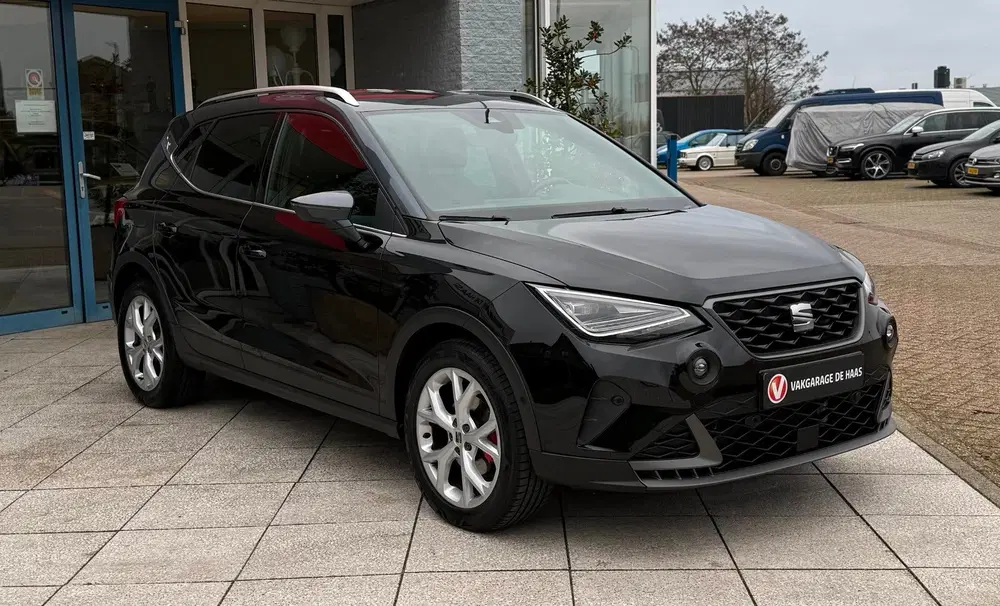 SEAT Arona FR uit 2024, foto 3