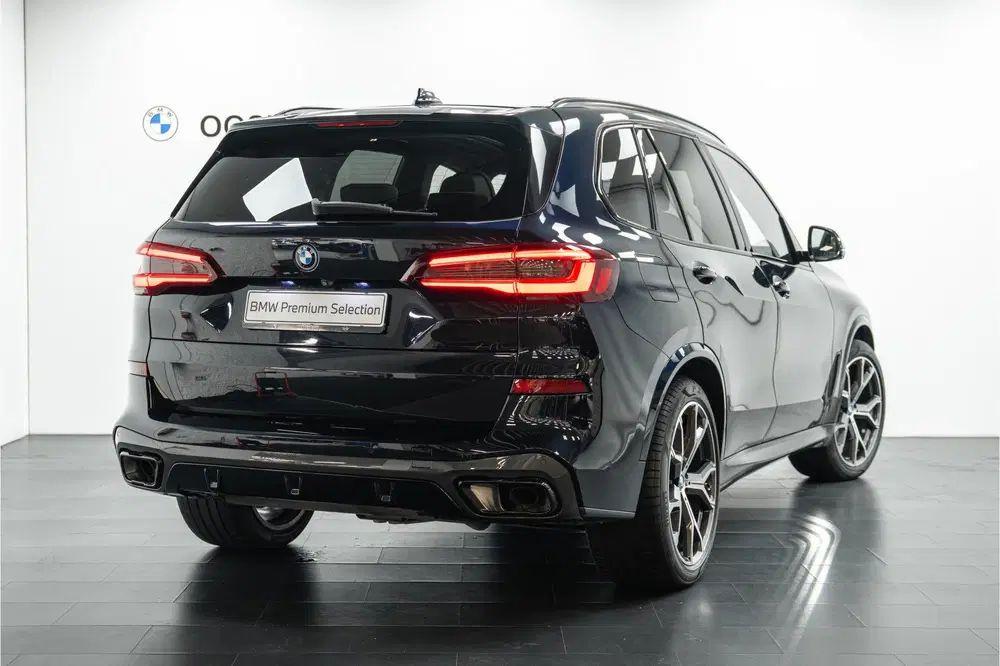 BMW X5 xDrive45e M Sport Automaat uit 2023, foto 2