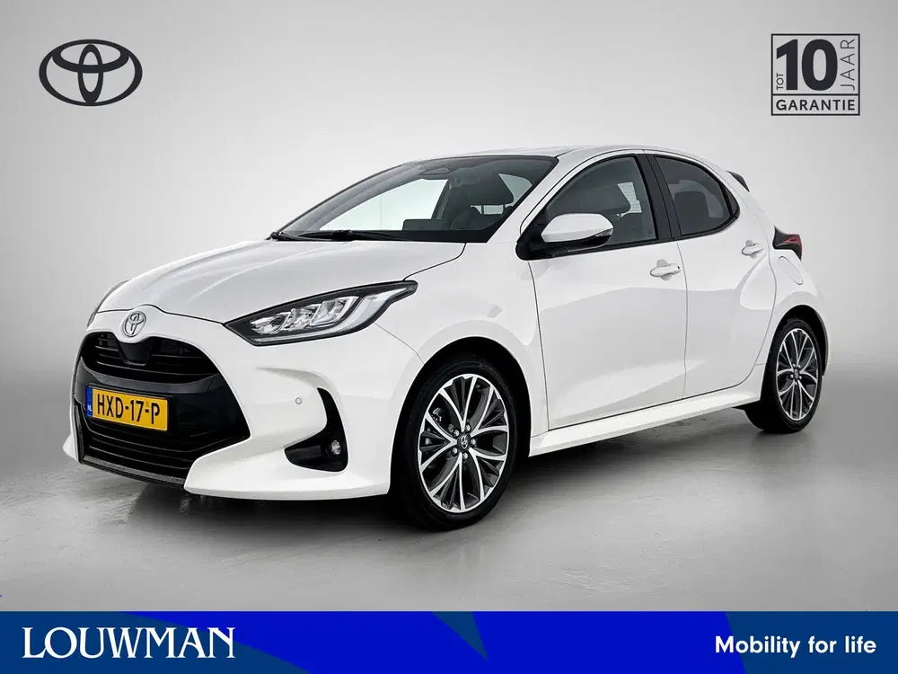 Toyota Yaris 1.5 Hybrid 130 Executive uit 2025
