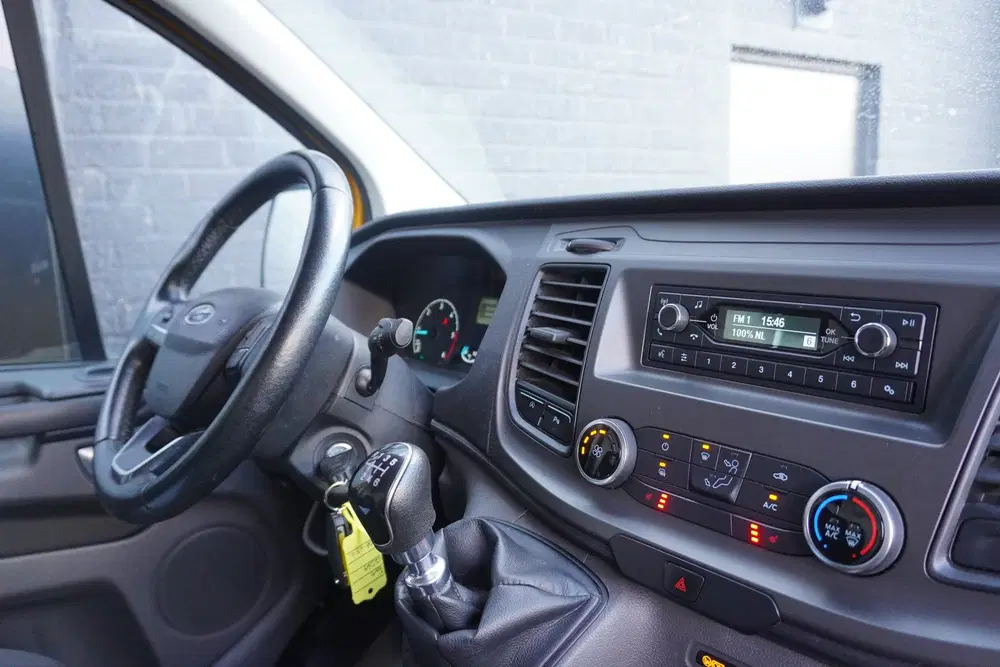 Ford Transit Custom 2.0 TDCI L2 EURO 6 uit 2019, foto 3
