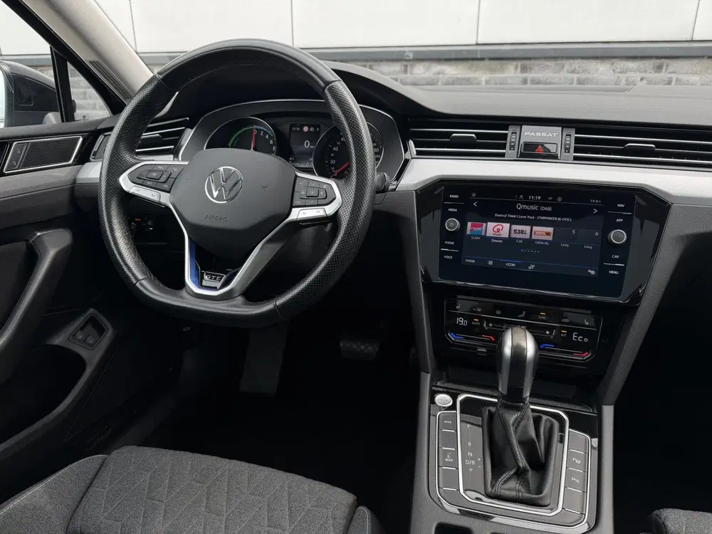 Volkswagen Passat 1.4 TSI PHEV GTE Business uit 2022, foto 15