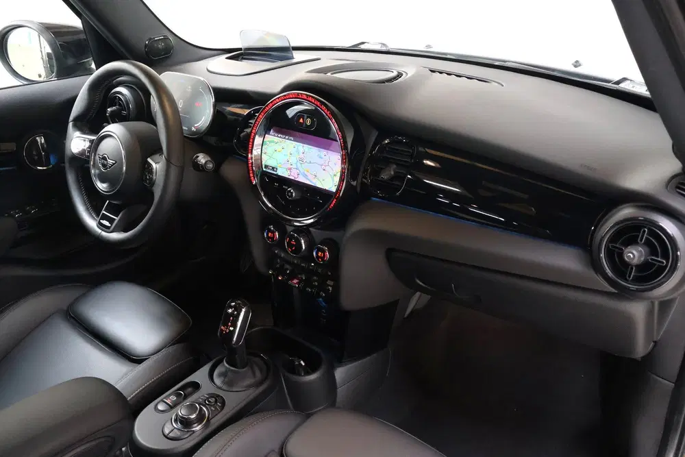 Mini Cooper S Cooper S 2.0 JCW uit 2021, foto 3