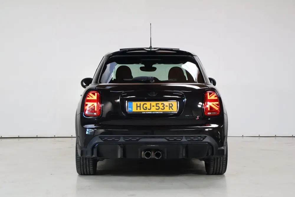 Mini Cooper S Cooper S 2.0 JCW uit 2021, foto 8