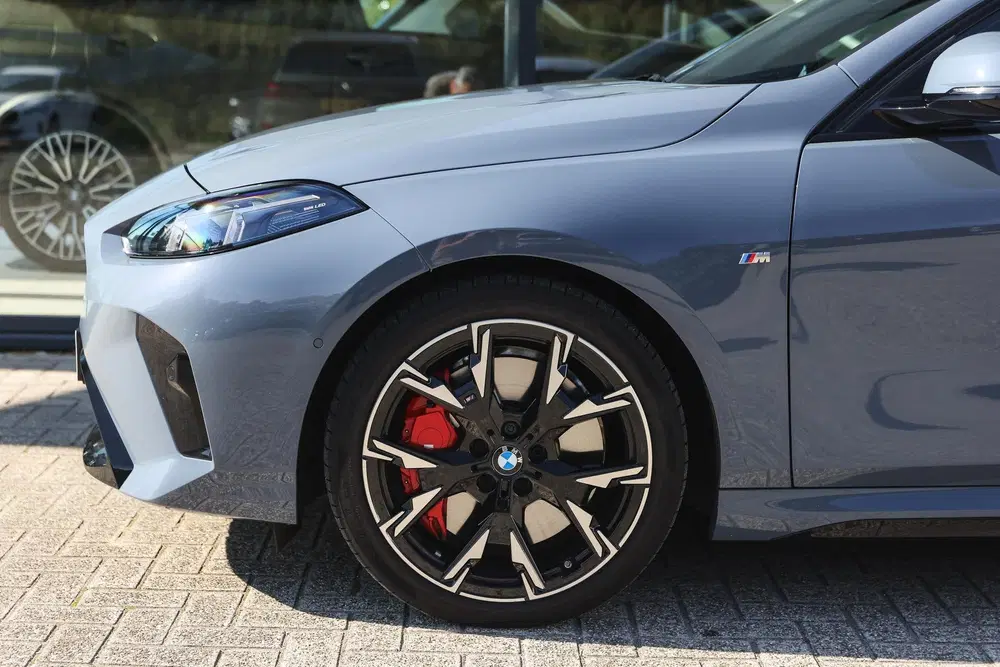 BMW 1-serie 120 M Sport Automaat uit 2025, foto 4