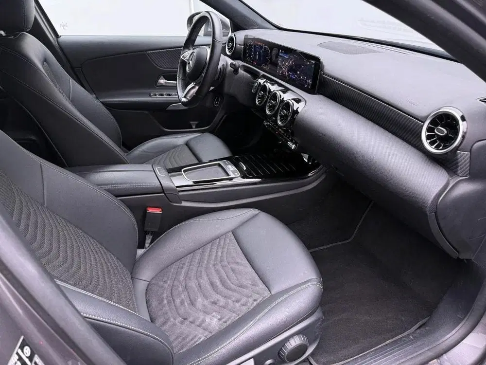 Mercedes-Benz A-Klasse 250 e Business Line uit 2023, foto 9