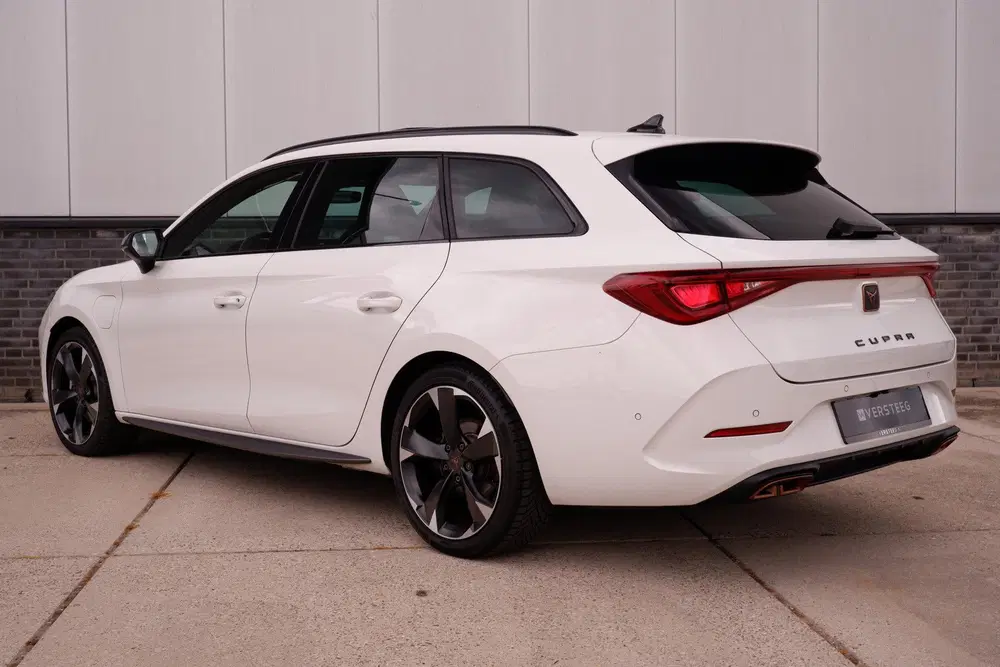 Cupra Leon 1.4 e-Hybrid Black Edition uit 2022, foto 7