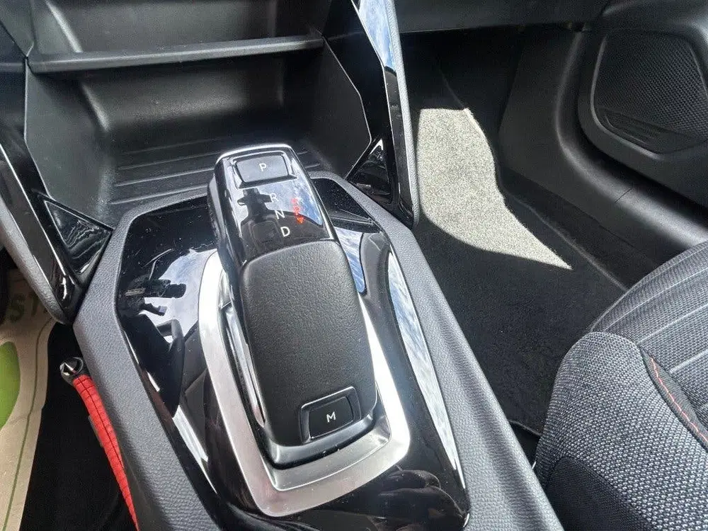 Peugeot 208 208 1.2 puretech active pack AUTOMAAT NIEU uit 2021, foto 14