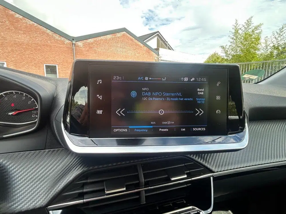 Peugeot 208 208 1.2 puretech active pack AUTOMAAT NIEU uit 2021, foto 15
