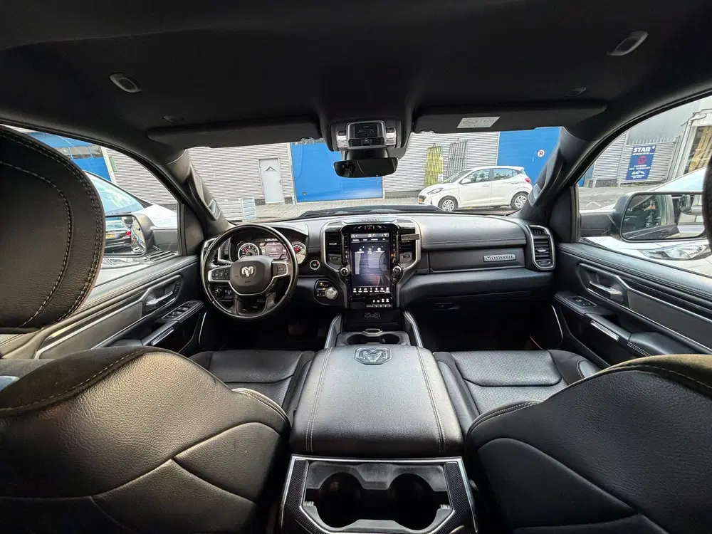 Ram 1500 RAM 1500 LARAMIE 5.7 V8 4x4 HEMI uit 2022, foto 10