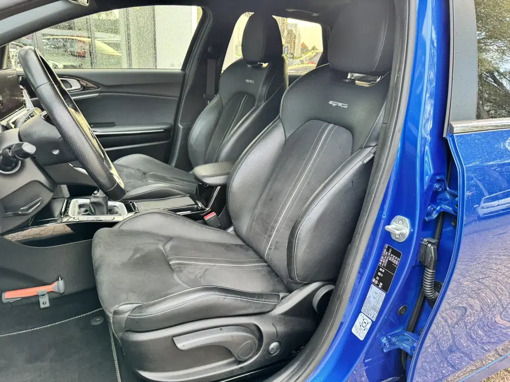 Kia Ceed 1.4 T-GDi GT-Line *Panoramadak*Navi*Cam uit 2020, foto 7
