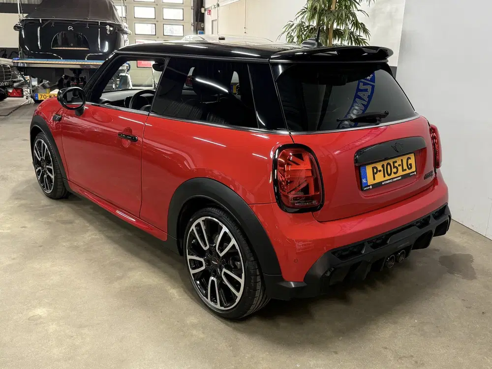 Mini Cooper S 2.0 Cooper S JCW uit 2022, foto 6