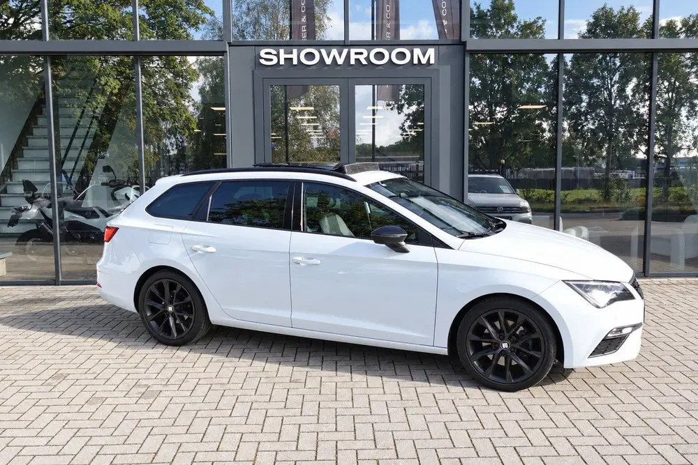 SEAT Leon 1.5 TSI FR PANO BEATS KEYLESS CAM VOL uit 2020, foto 3
