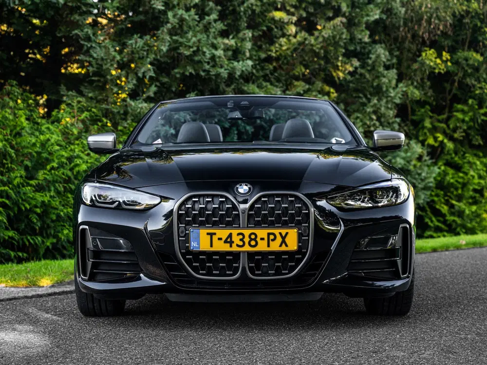 BMW 4-serie M440i xDrive High Executive uit 2022, foto 3