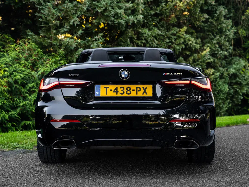 BMW 4-serie M440i xDrive High Executive uit 2022, foto 5