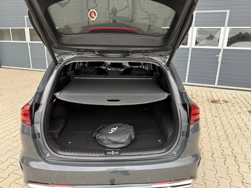 Kia Ceed 1.6 GDI PHEV ExecutiveLine All-in prijs uit 2022, foto 11
