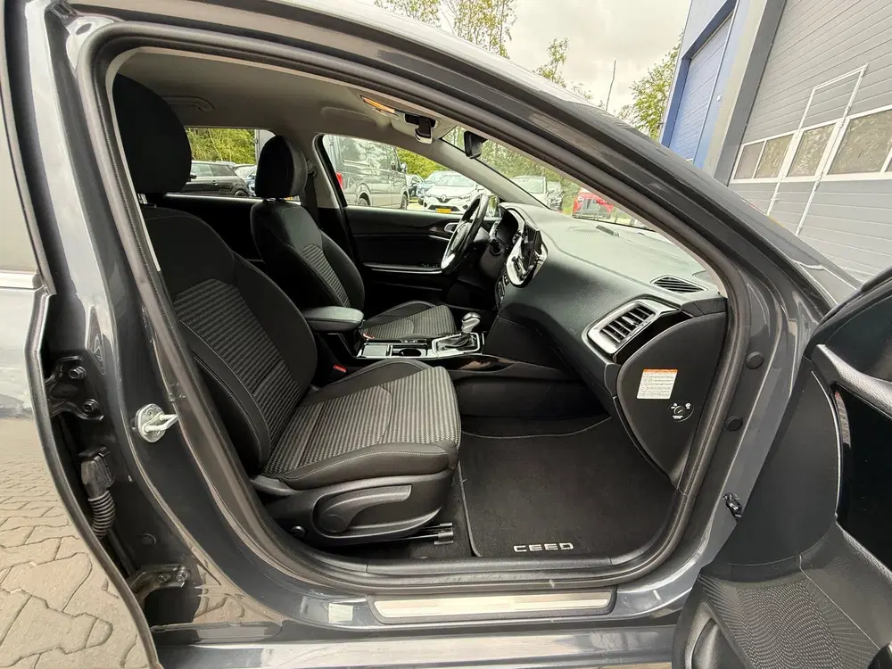 Kia Ceed 1.6 GDI PHEV ExecutiveLine All-in prijs uit 2022, foto 15