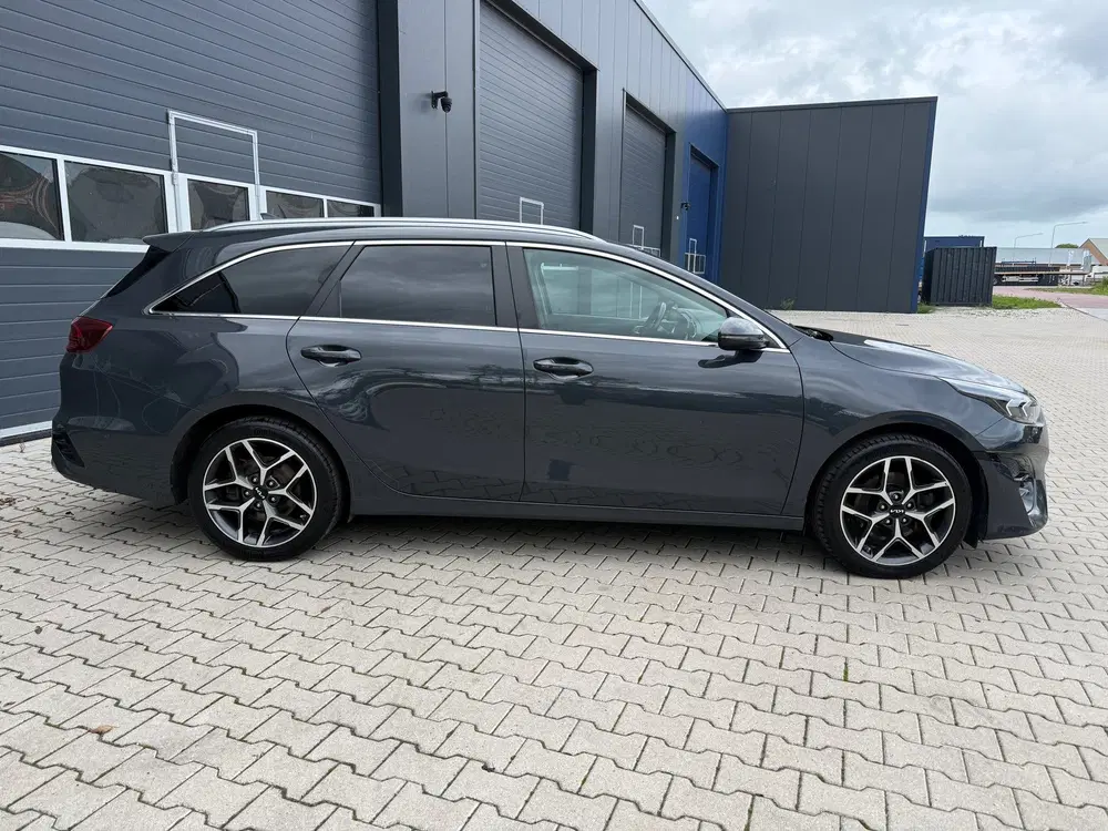 Kia Ceed 1.6 GDI PHEV ExecutiveLine All-in prijs uit 2022, foto 3