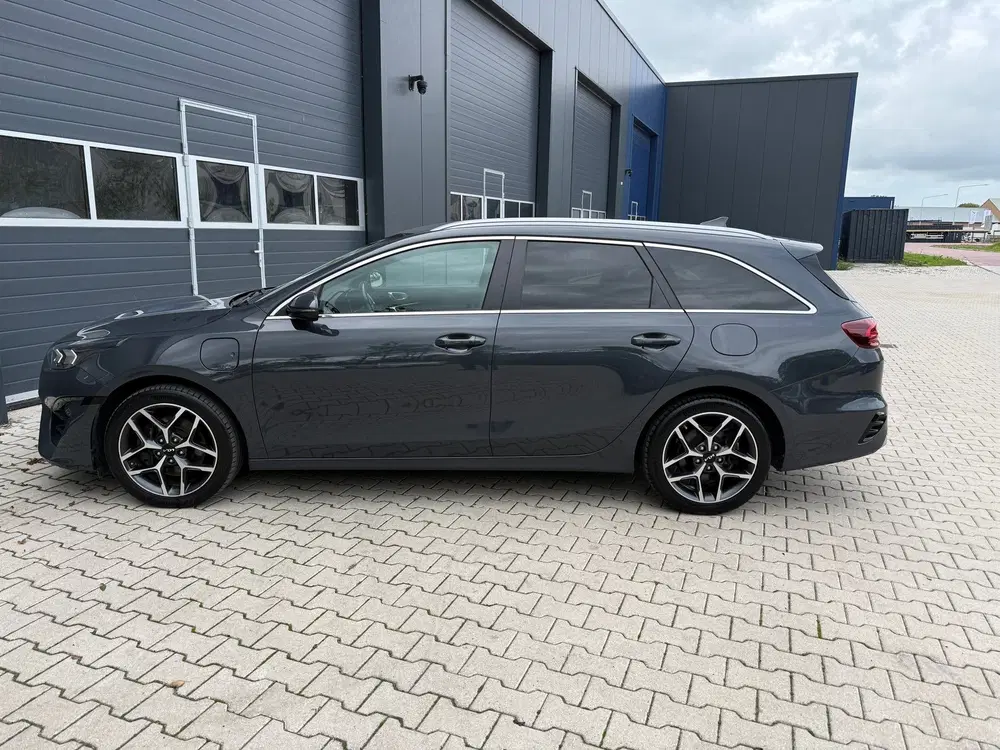Kia Ceed 1.6 GDI PHEV ExecutiveLine All-in prijs uit 2022, foto 6