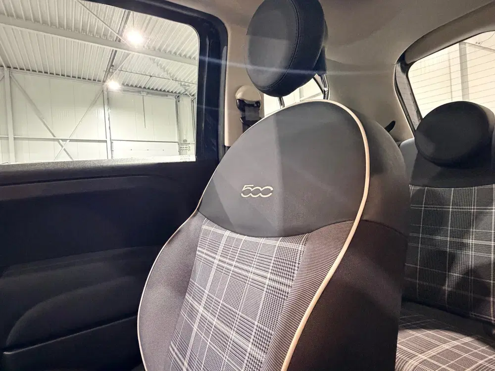 Fiat 500 1.2 Lounge -Tamno Playa Metallic. uit 2019, foto 9