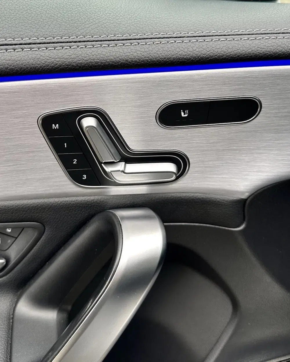 Mercedes-Benz A-Klasse AMG 35 4MATIC Edition 1 uit 2019, foto 14