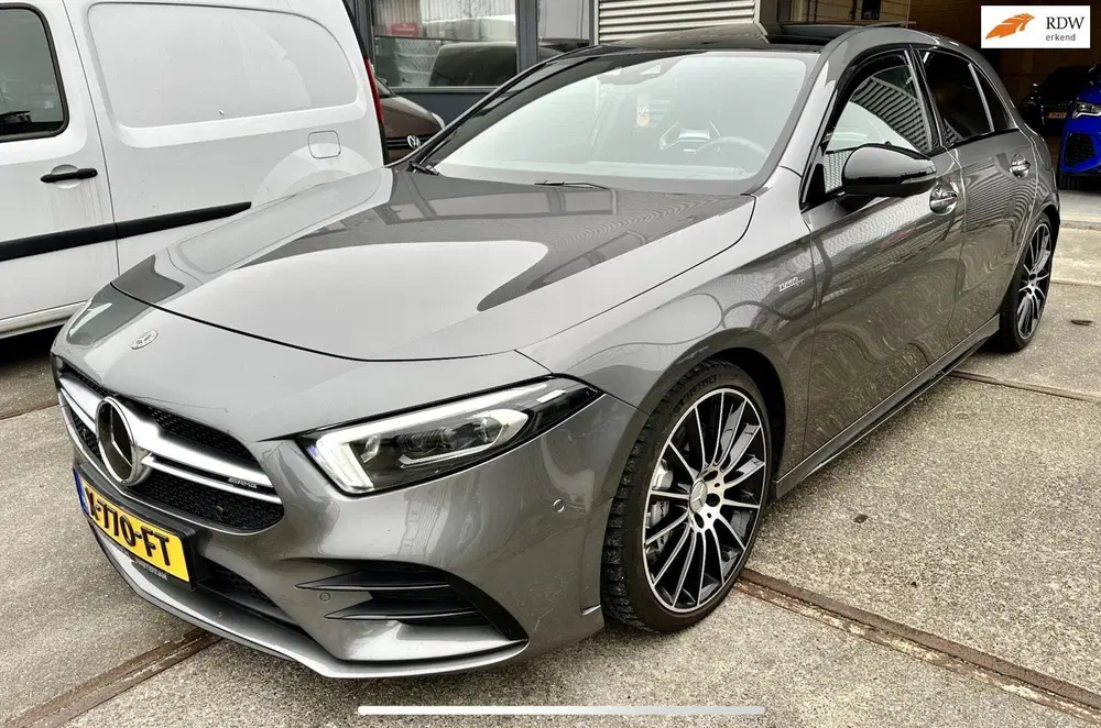 Mercedes-Benz A-Klasse AMG 35 4MATIC Edition 1 uit 2019, foto 2
