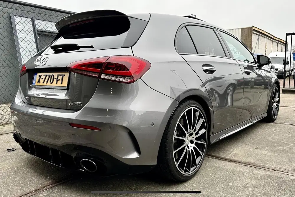 Mercedes-Benz A-Klasse AMG 35 4MATIC Edition 1 uit 2019, foto 3