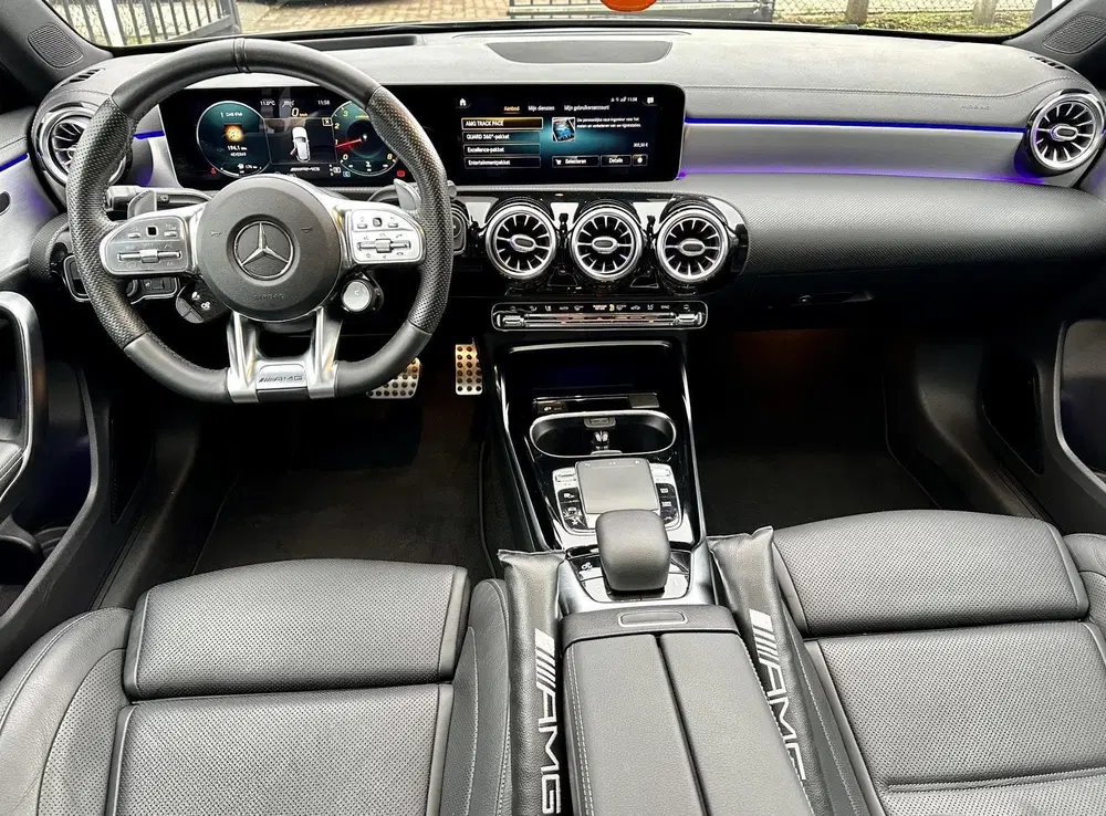 Mercedes-Benz A-Klasse AMG 35 4MATIC Edition 1 uit 2019, foto 6