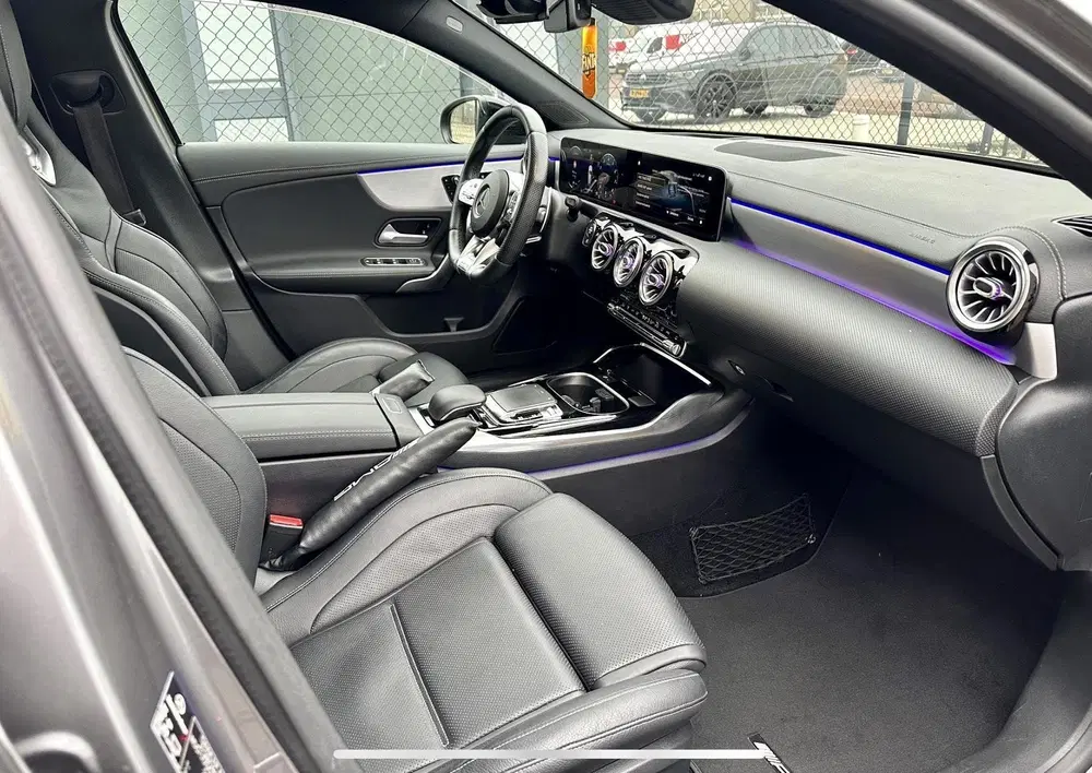 Mercedes-Benz A-Klasse AMG 35 4MATIC Edition 1 uit 2019, foto 8