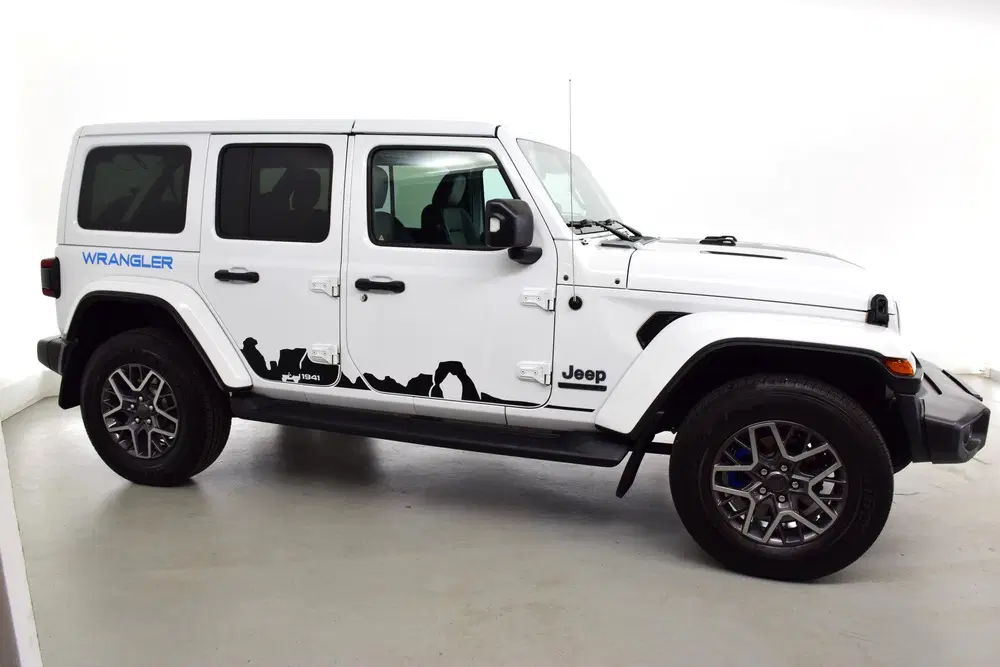 Jeep Wrangler Hybride 280 KW plug inn 2.0T 80th An uit 2021, foto 7