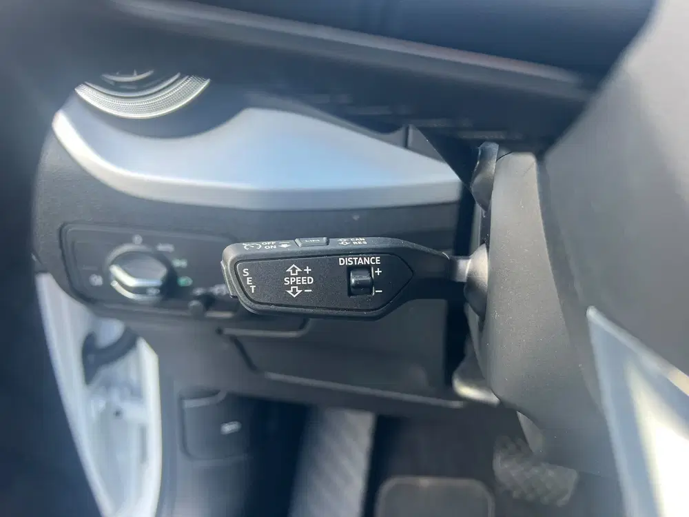 Audi Q2 35 TFSI S Line Black virtual cockpit uit 2024, foto 14