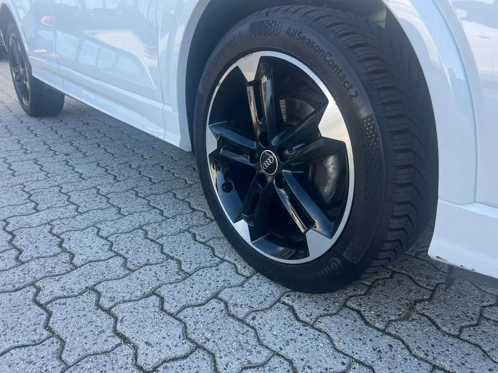 Audi Q2 35 TFSI S Line Black virtual cockpit uit 2024, foto 8